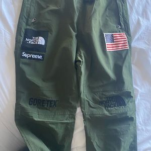 The North Face x Supreme Pants
